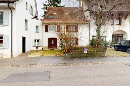 façade avec overcast et bardage en stuc