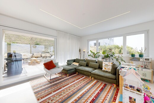 salon avec inside property, lumière naturelle, natural light, cloison sèche, et drywall