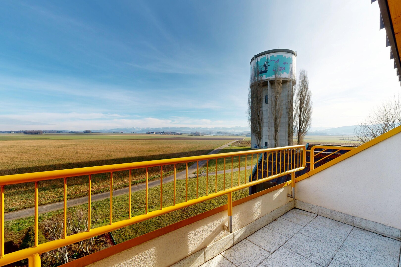 balcon avec day time, from property, vue rurale, et terrasse