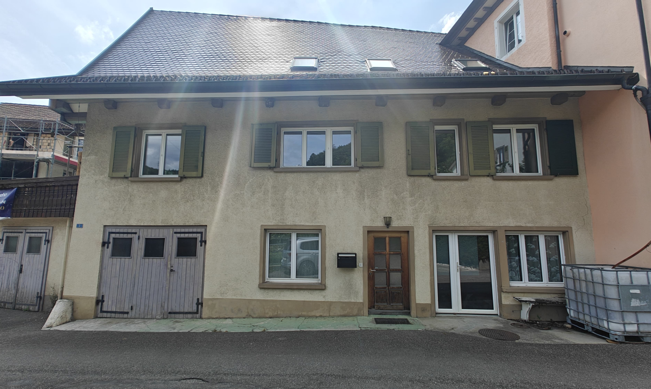 extérieur du bâtiment avec property visible