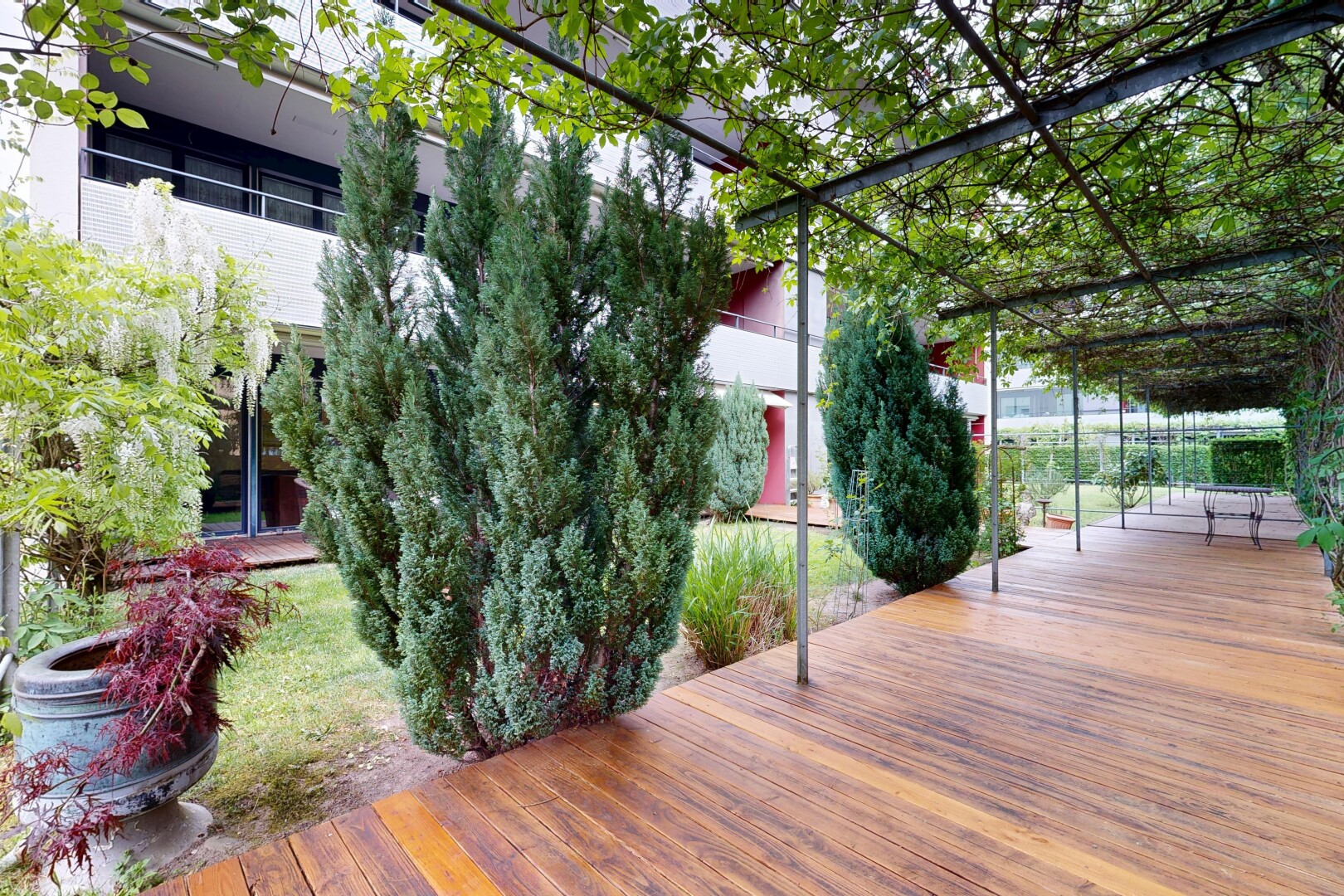 jardin avec terrasse