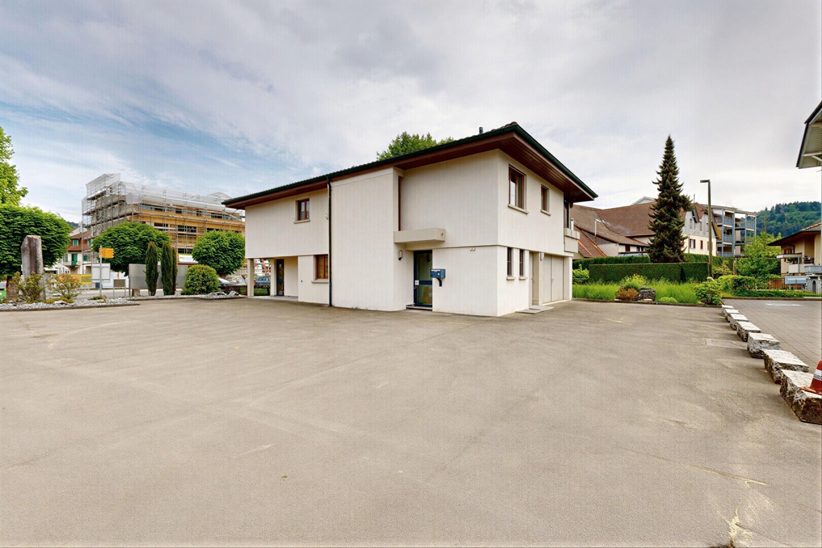 façade avec bardage en stuc