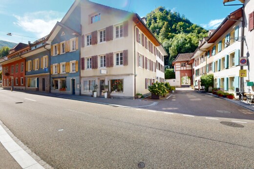 extérieur du bâtiment avec day time et property visible