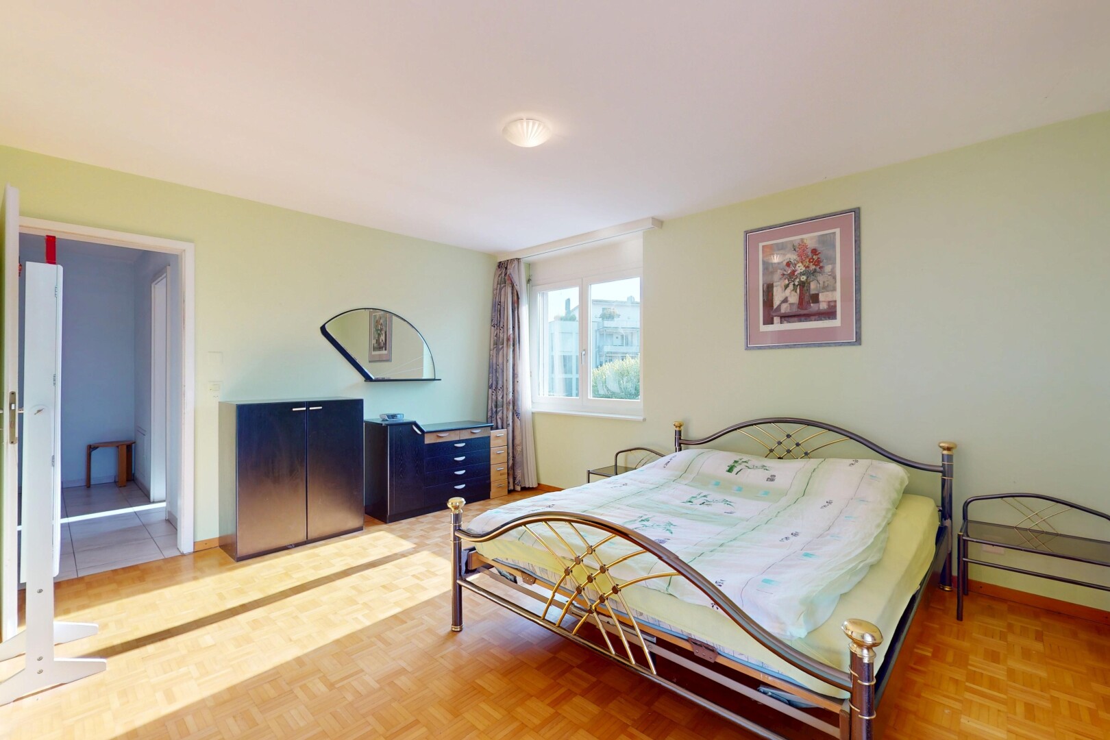 chambre avec lumière naturelle, natural light, cloison sèche, drywall, et inside property
