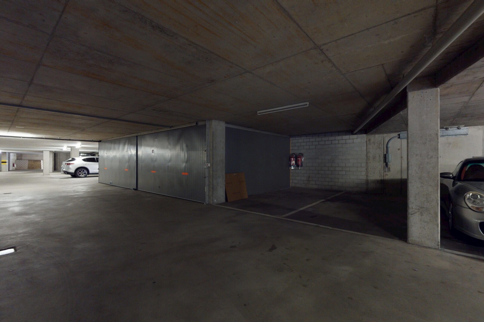 parking avec parking souterrain et inside community