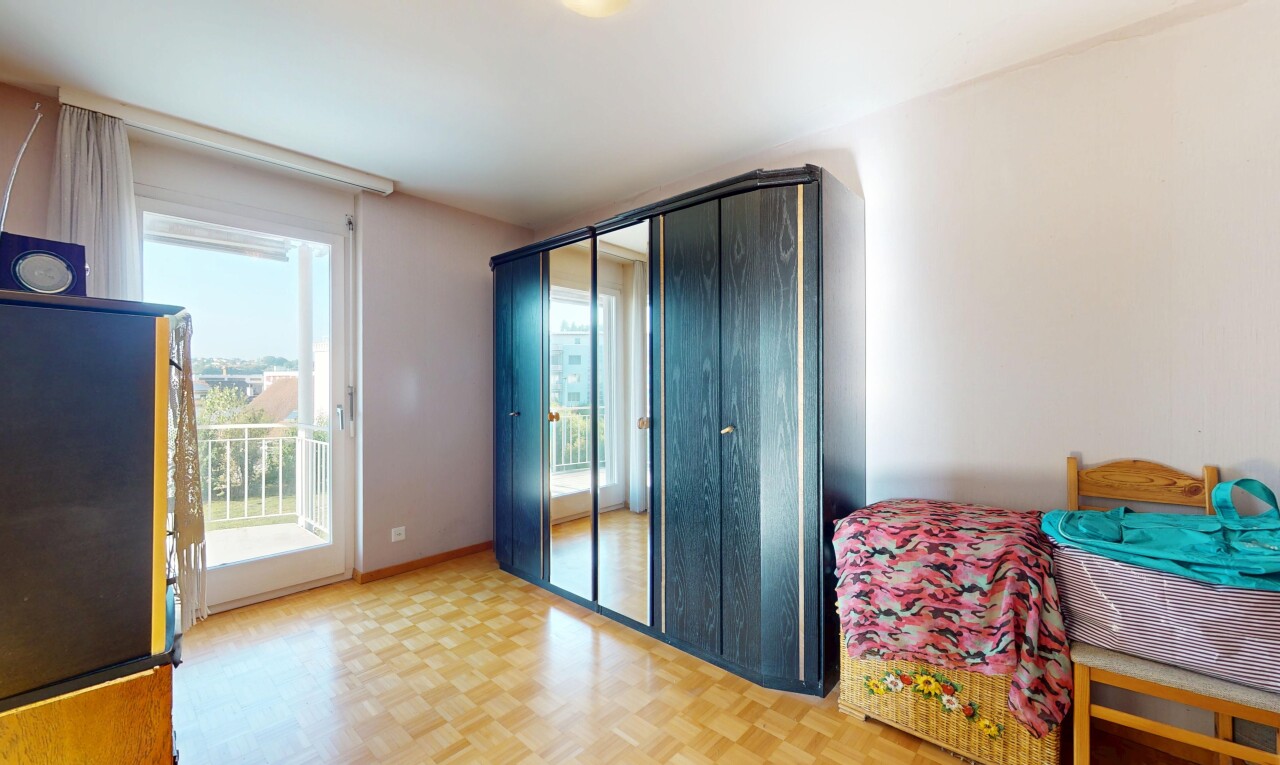 chambre avec lumière naturelle, natural light, inside property, cloison sèche, et drywall