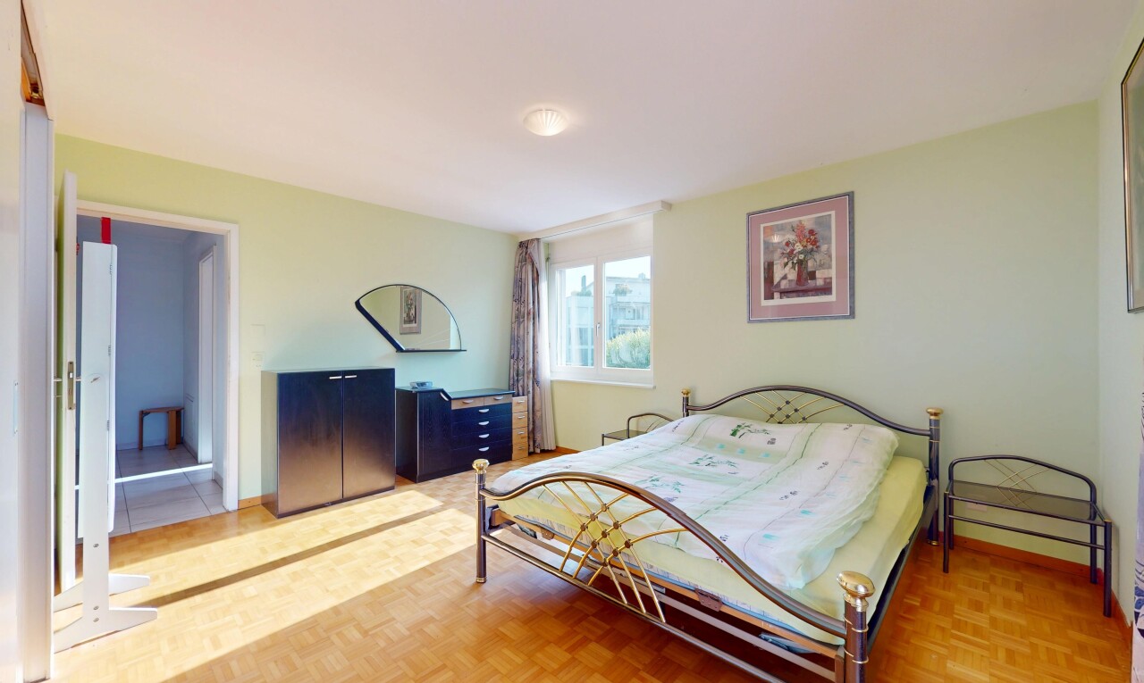 chambre avec lumière naturelle, natural light, cloison sèche, drywall, et inside property