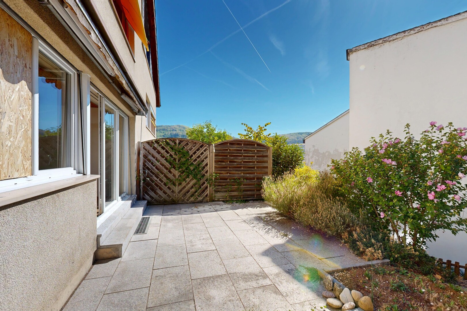 terrasse mit terrasse, from property, day time, und zaun