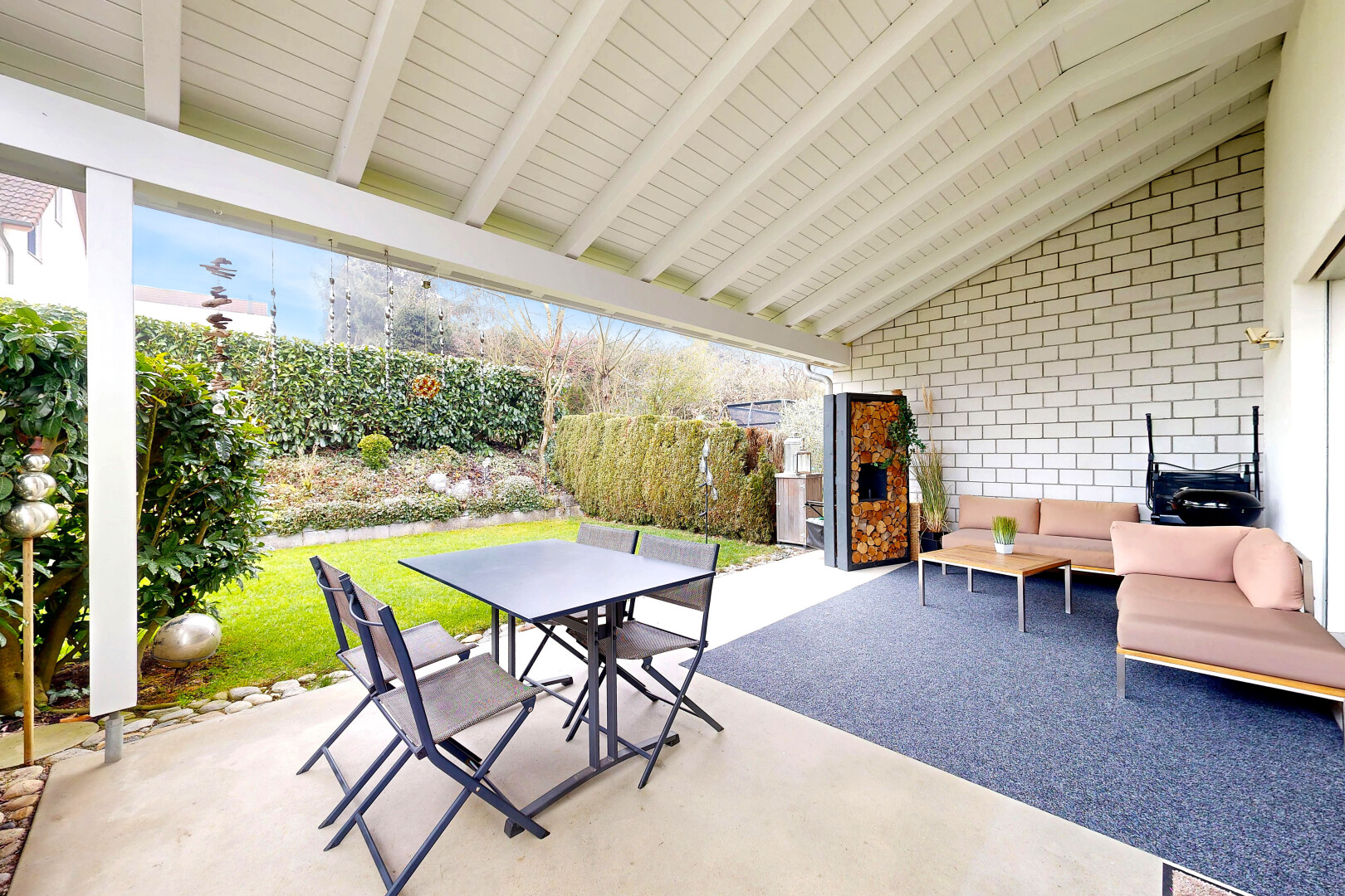 terrasse avec coin repas extérieur, terrasse, from property, espace de vie extérieur, et day time
