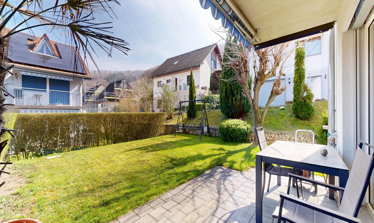 garten mit essbereich im freien, day time, rasen, from property, und zaun