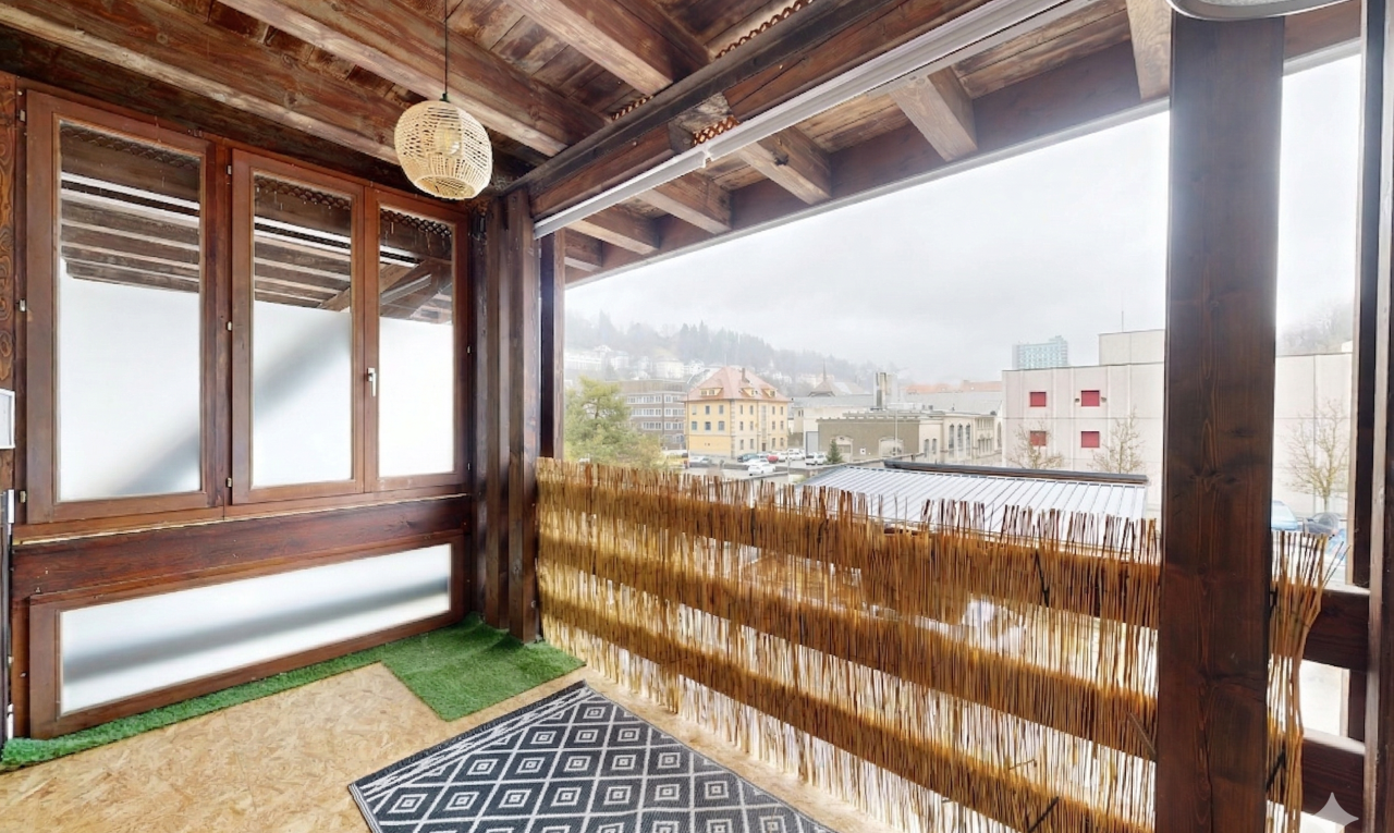 terrasse avec overcast, balcon, et from property