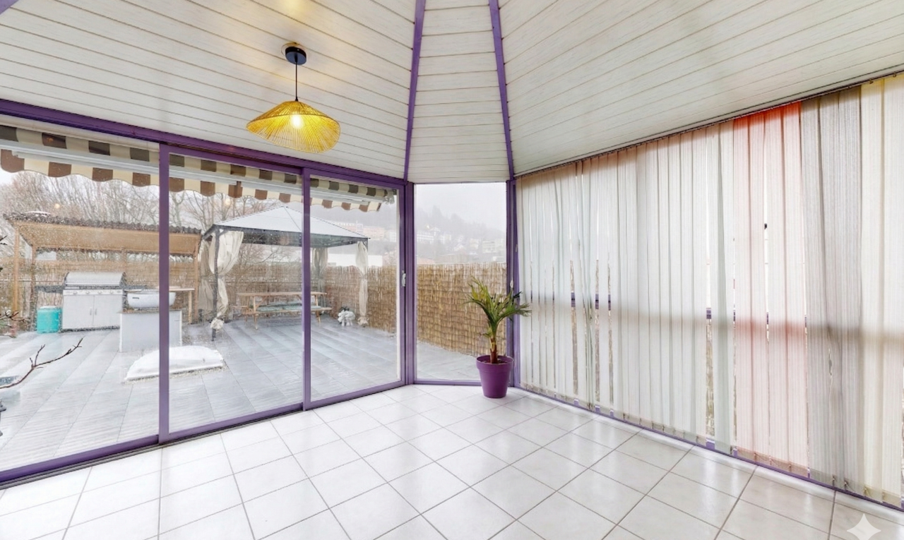 terrasse avec gril, kiosque, from property, et overcast