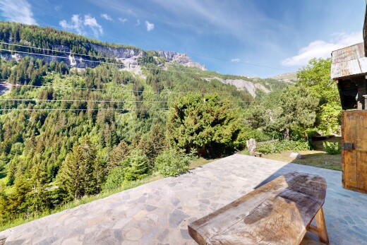 vue sur la montagne avec from property, day time, vue sur la montagne, mountain view, et vue sur la forêt