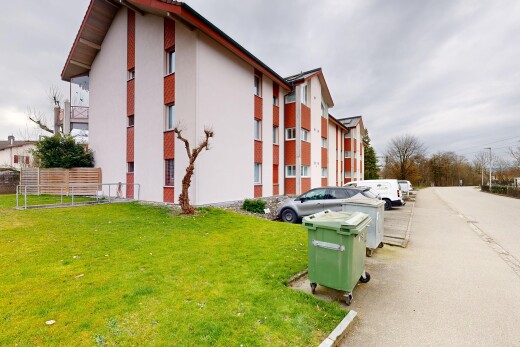 außenansicht mit blick auf wohnanlage, apartment complex view, from community, und overcast