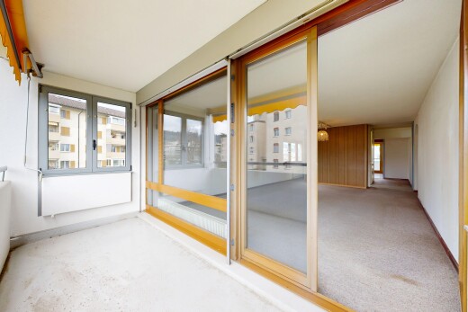 terrasse avec balcon