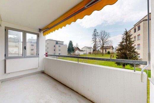 balkon mit day time, from property, und balkon