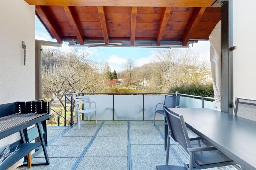 balcon avec day time, from property, et terrasse