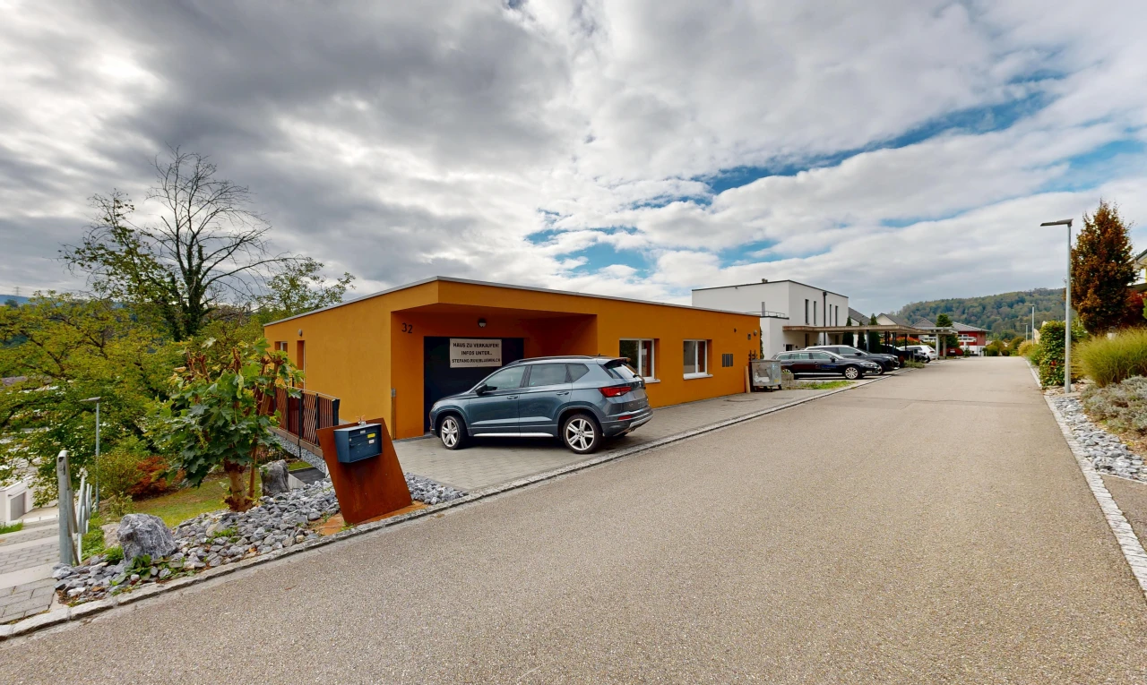 outdoor house with street lights