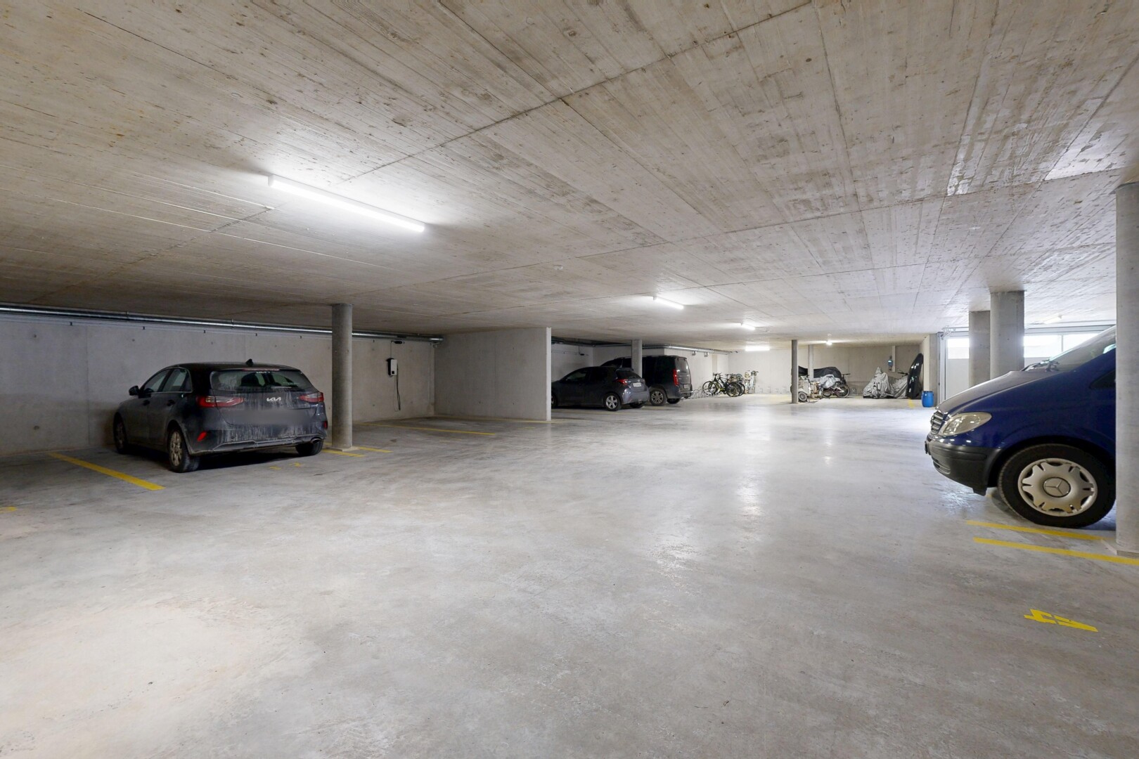 parking avec parking souterrain et inside community