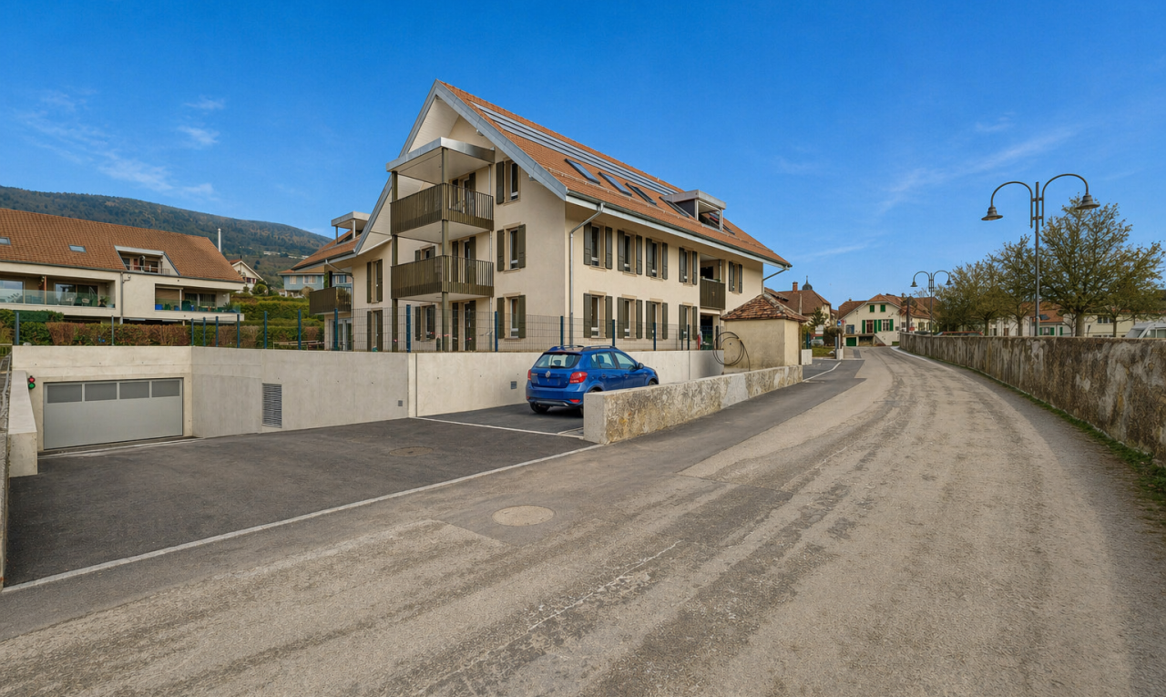 extérieur du bâtiment avec day time, residential view, vue résidentielle, et clôture
