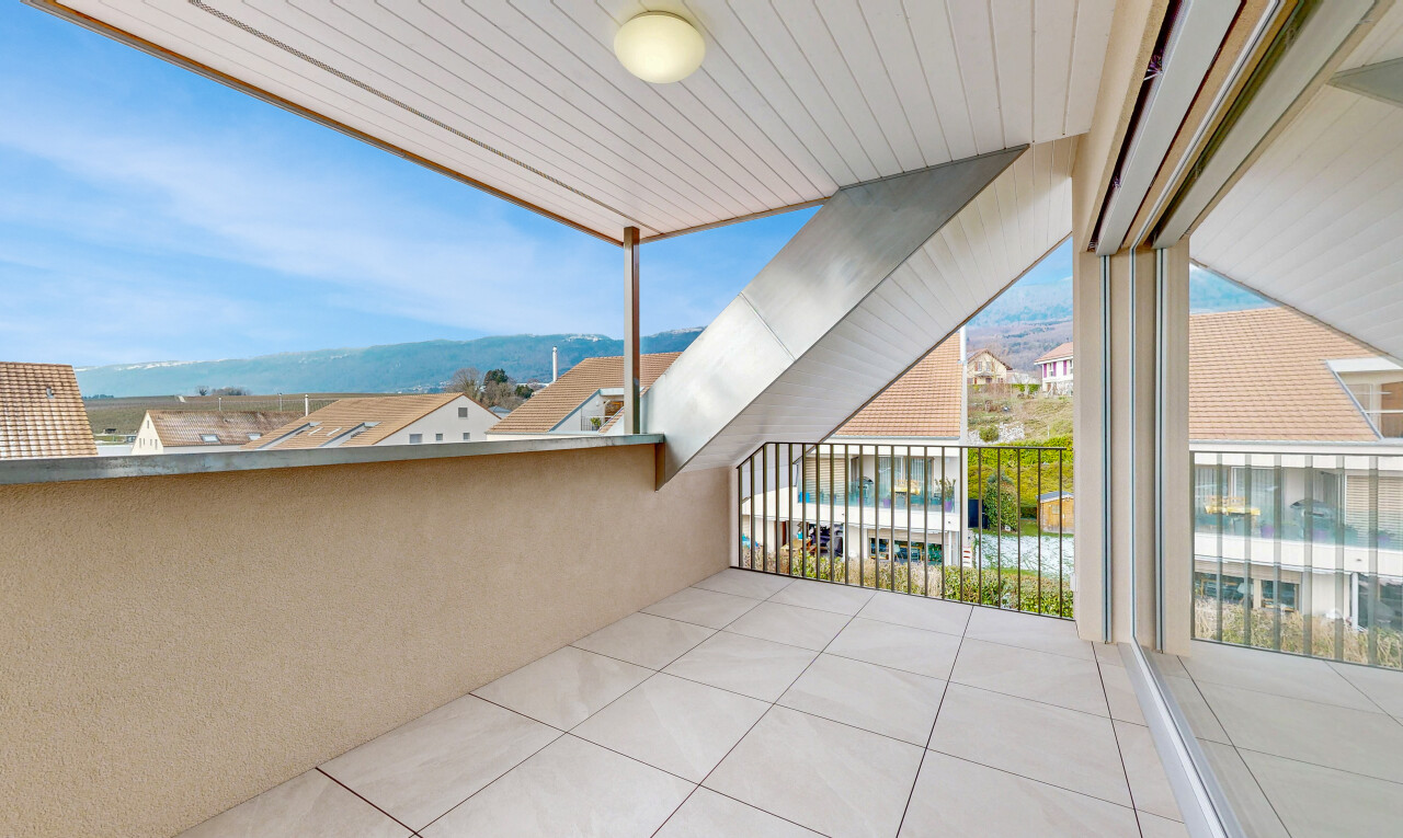 terrasse avec from property, day time, mountain view, et vue sur la montagne