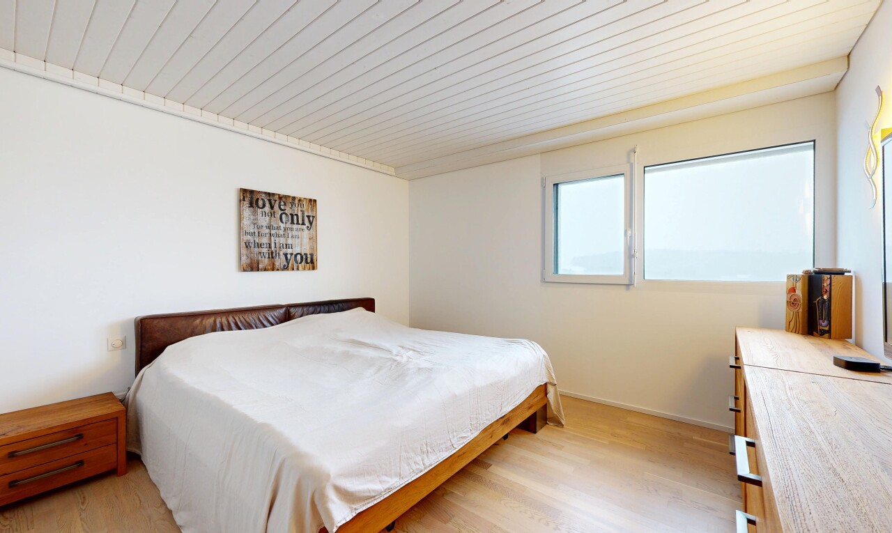 zimmer / schlafzimmer mit natural light, natürliches licht, inside property, drywall, und gipskartonwand