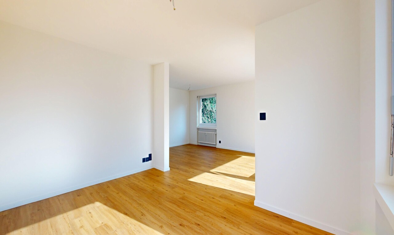 unfurnished room featuring light wood finished floors