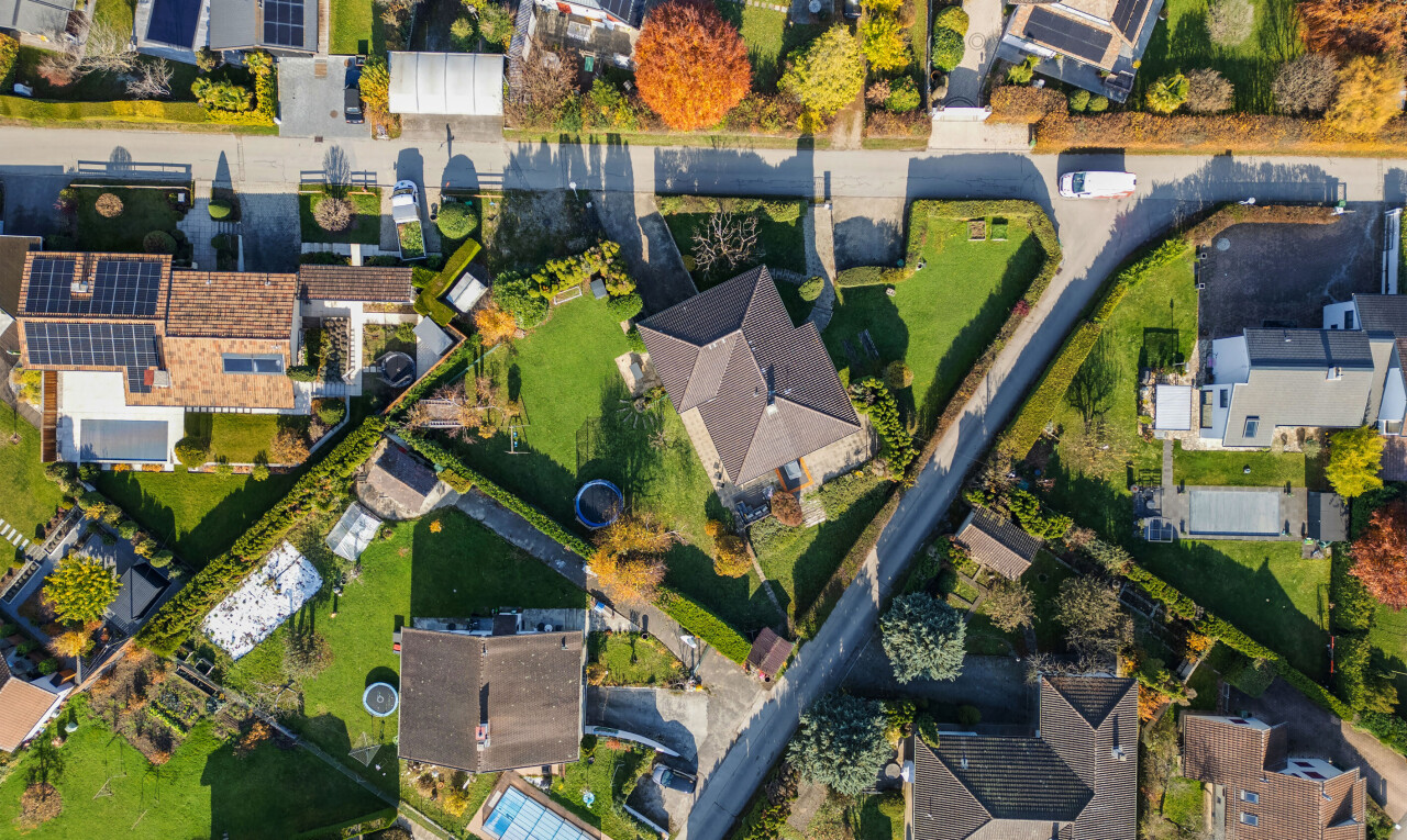 lage auf der karte mit aerial map