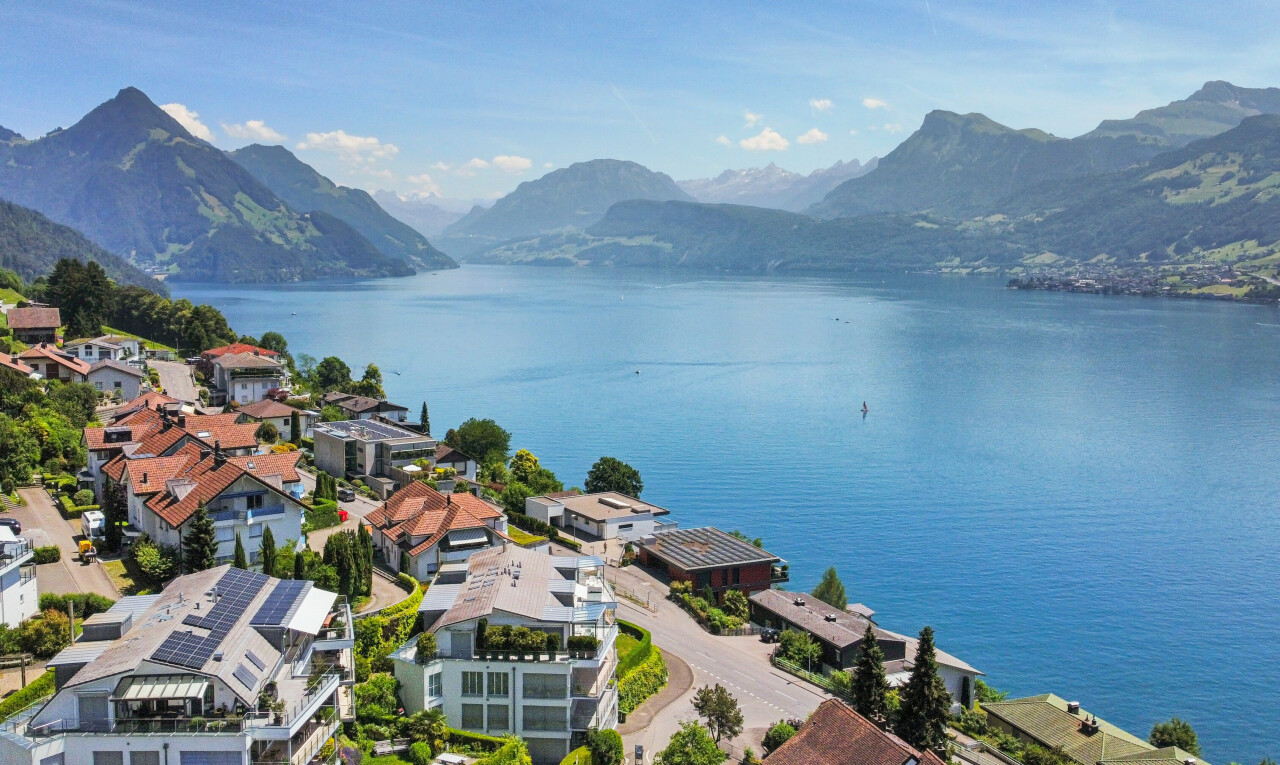 seesicht mit water view, seesicht, lake view, day time, und mountain view