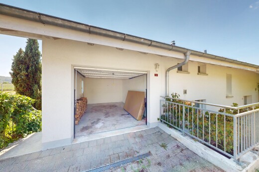 terrasse mit day time und property visible