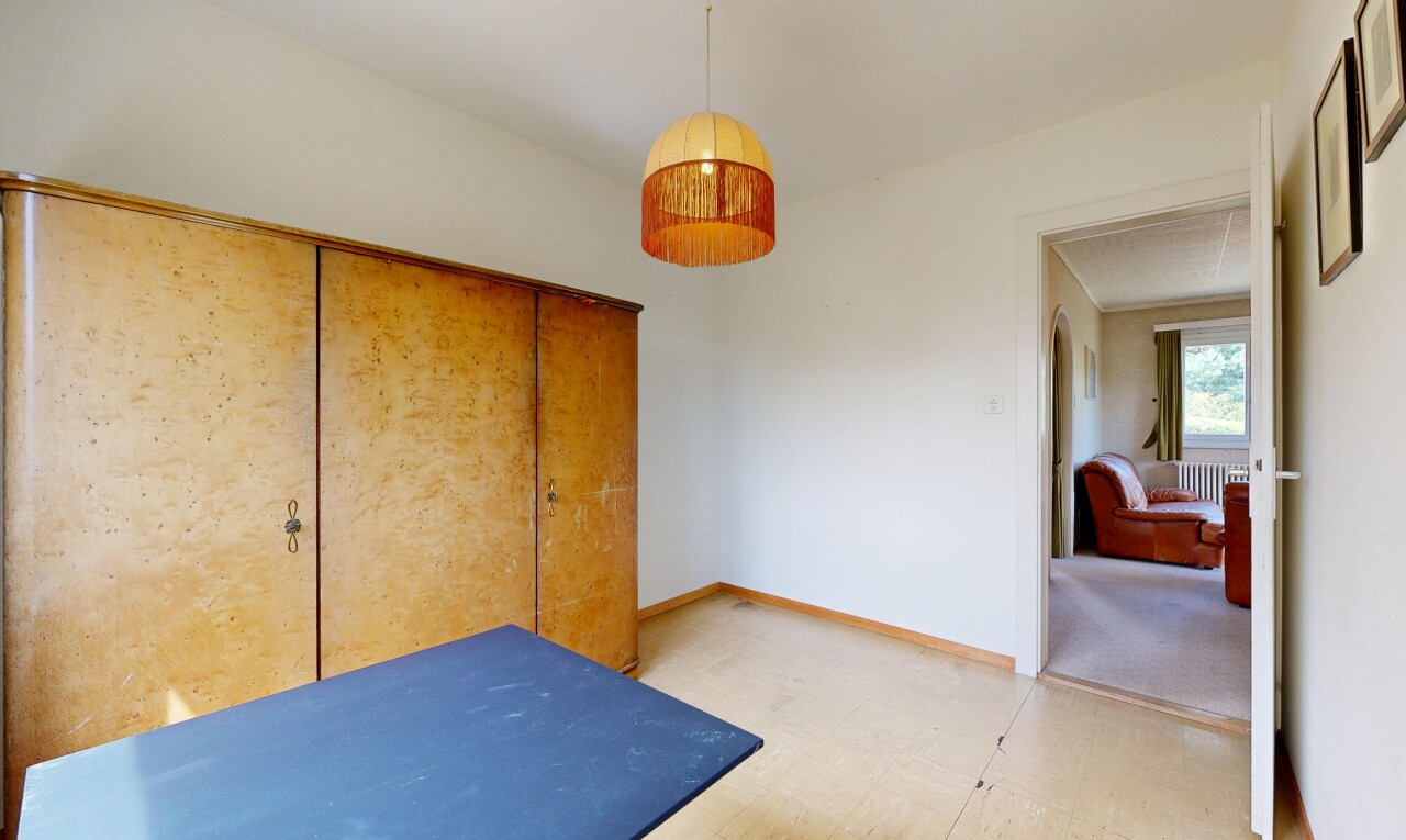 chambre avec cloison sèche, drywall, plinthes murales, baseboards wall, et inside property