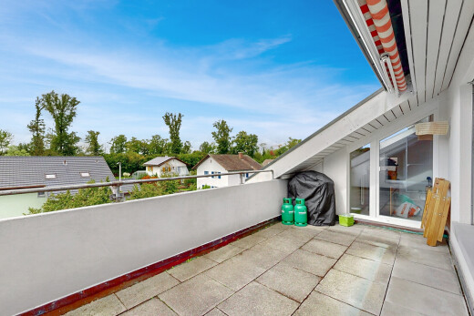 terrasse avec from property, terrasse, day time, vue résidentielle, et residential view