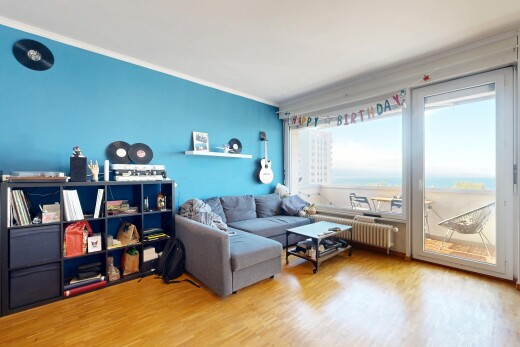 wohnzimmer mit außenzugang, kühler, gipskartonwand, drywall, und kronenstuck