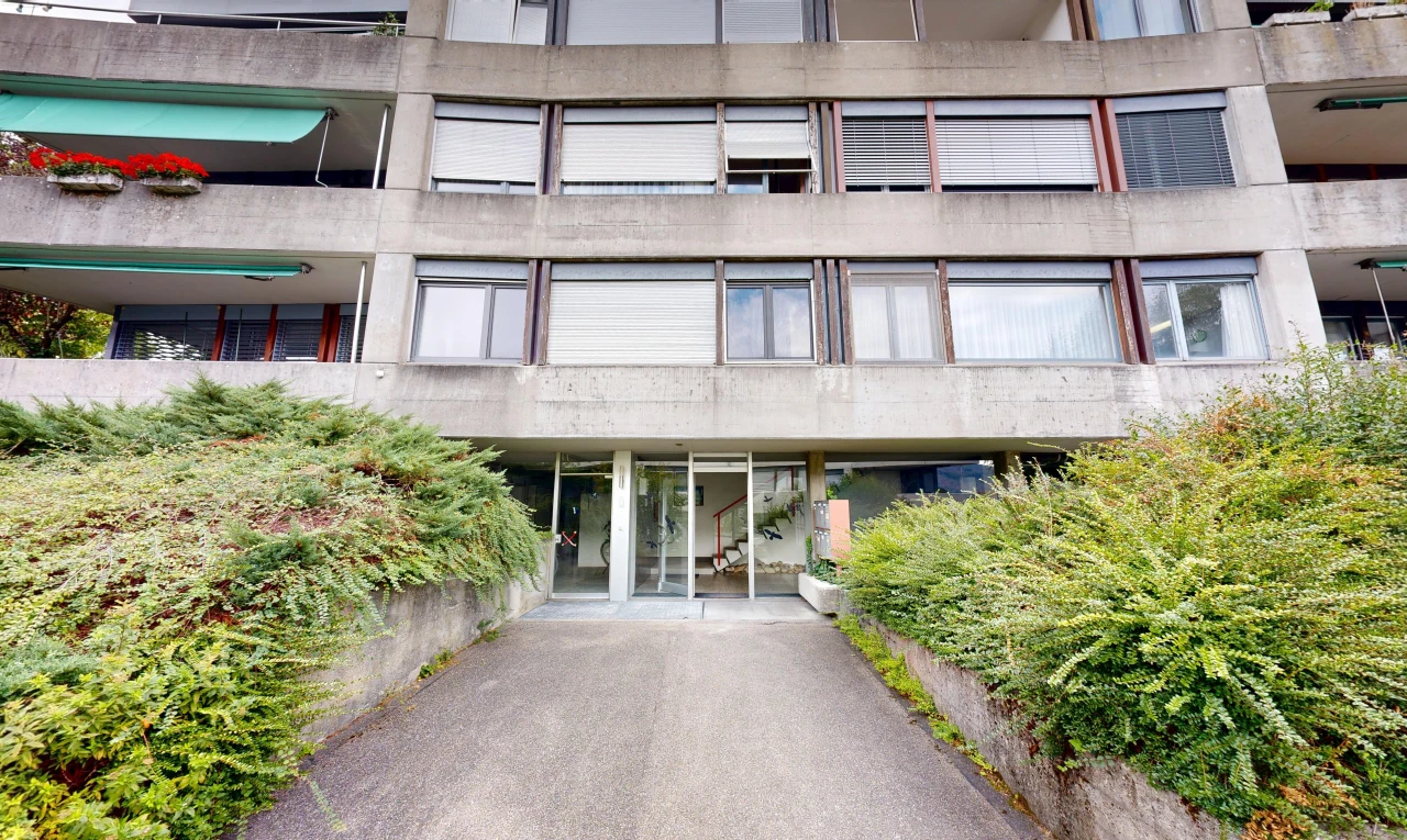 extérieur du bâtiment avec vue sur le complexe d'appartements, apartment complex view, et from community
