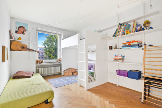 room / bedroom with radiator