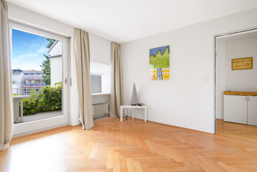 spare room with radiator heating unit