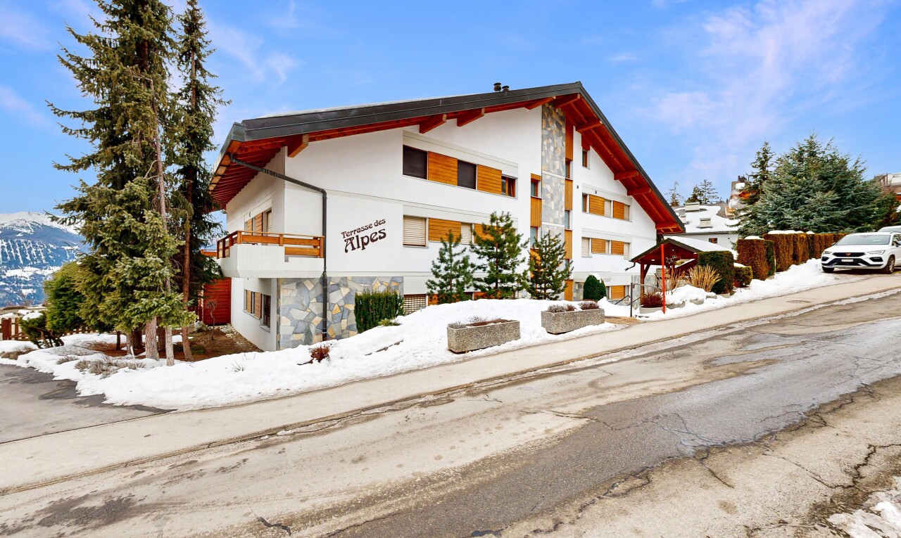 Studio in a residence with swimming pool, sauna and fitness area