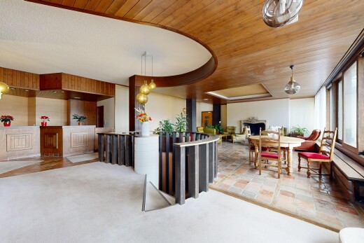 salle à manger avec inside property, plafond en bois, wood ceiling, cloison sèche, et drywall
