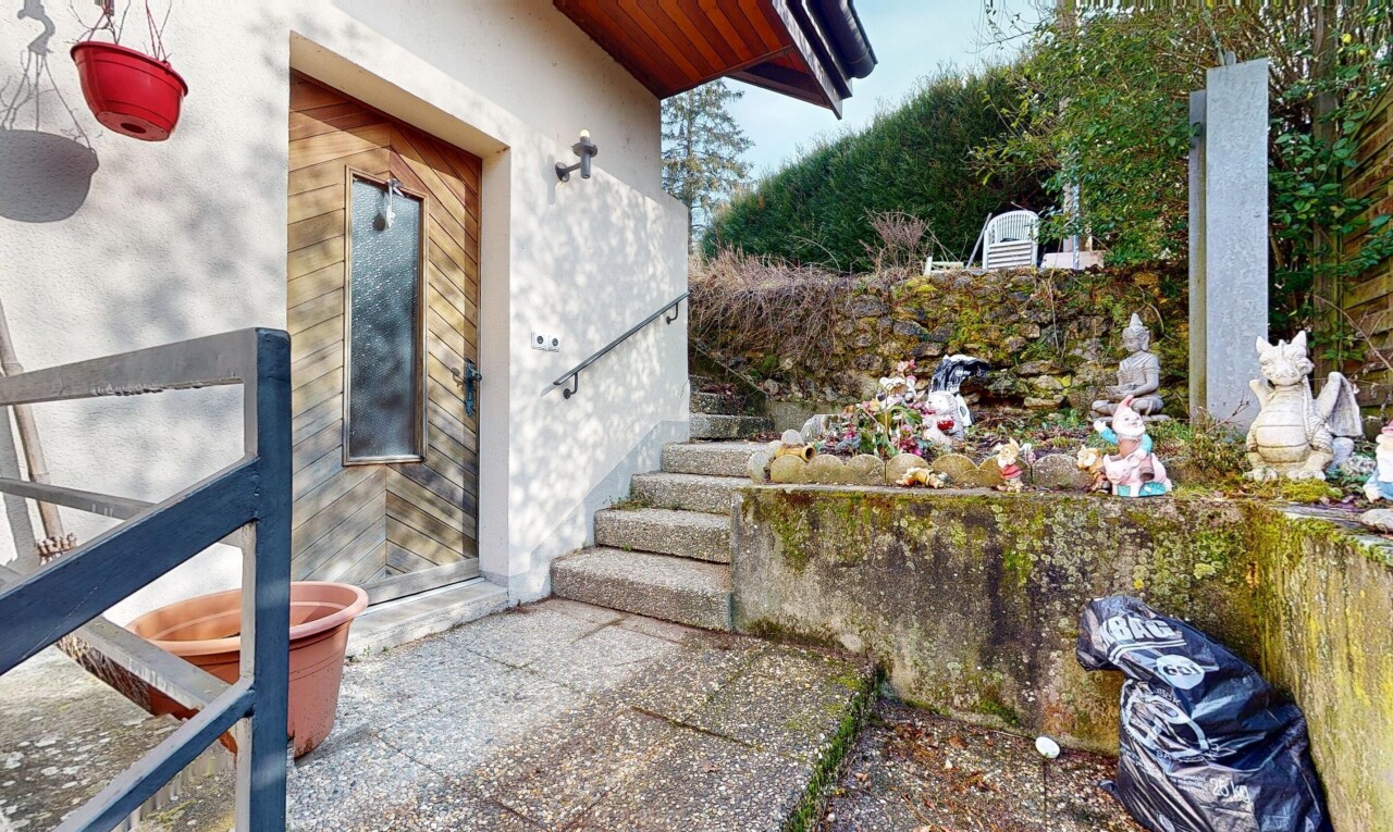Immeuble locatif en PPE à Ursins !
