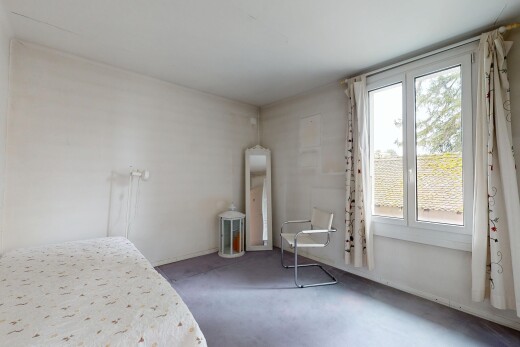 chambre avec lumière naturelle, natural light, inside property, moquette, et carpet