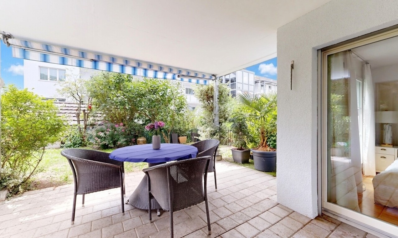 terrasse mit essbereich im freien, terrasse, day time, und from property