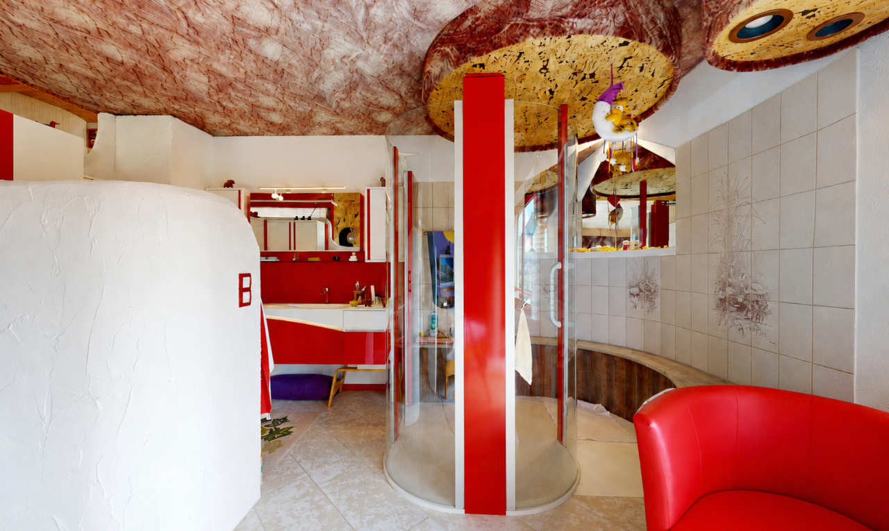 salon avec inside property, sol en carrelage, et tile floor