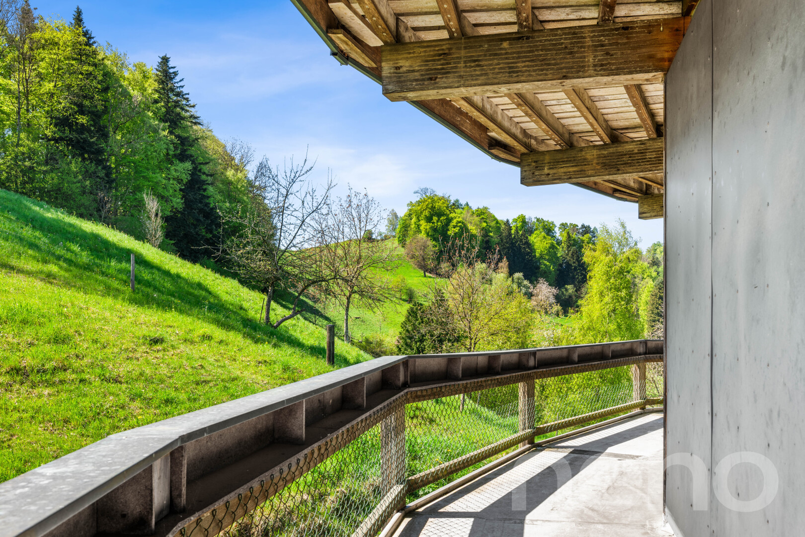 balkon mit day time, from property, pergola, und balkon