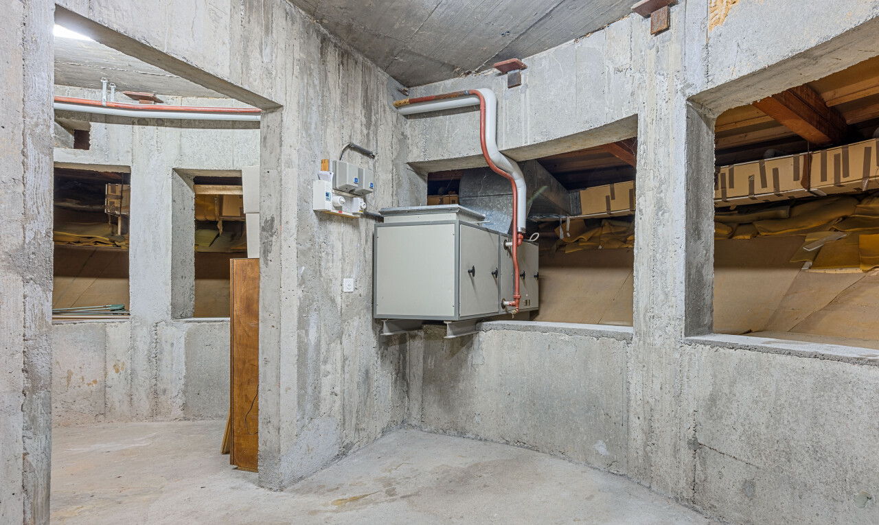 extérieur du bâtiment avec inside property