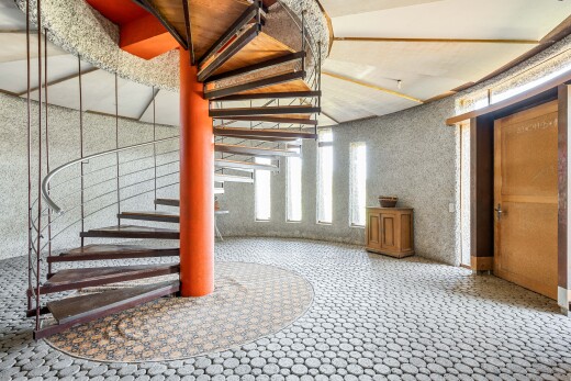 rezeption / lobby mit treppen, inside community, und natural light
