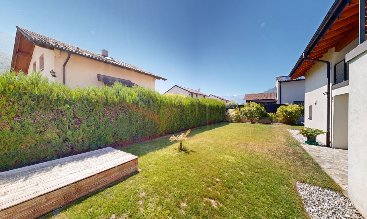 jardin avec pelouse, day time, from property, et clôture