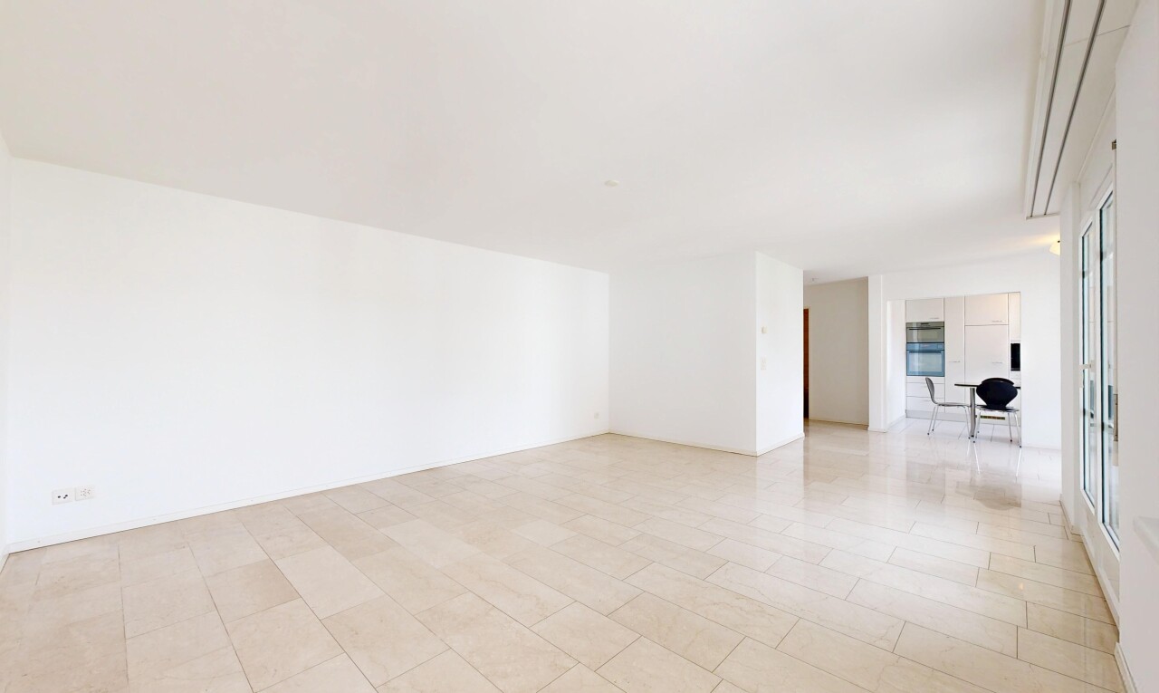 leerer raum mit drywall, gipskartonwand, inside property, und light floor