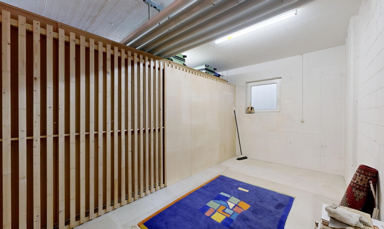 innenraum mit natürliches licht und inside property