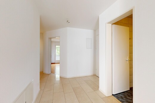 halle / korridor mit inside property, gipskartonwand, drywall, light floor, und fliesenboden