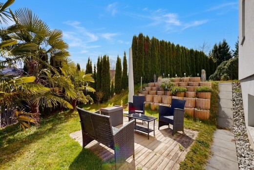 terrasse avec terrasse, from property, espace de vie extérieur, day time, et pelouse